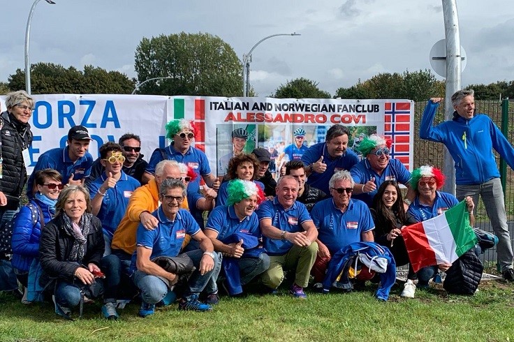 Italy fans arrive